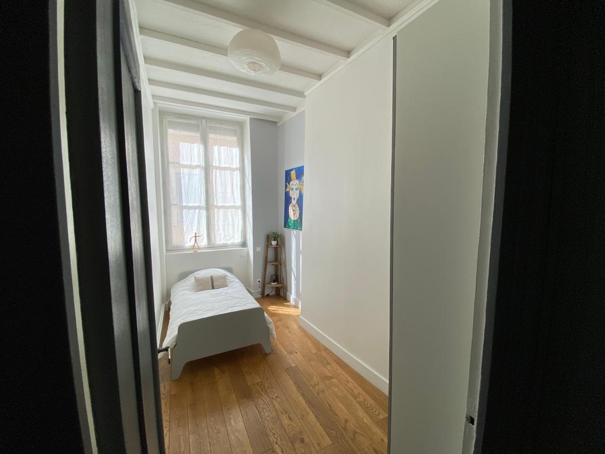 Beautiful 3Br Apt In Lyon Center Luaran gambar