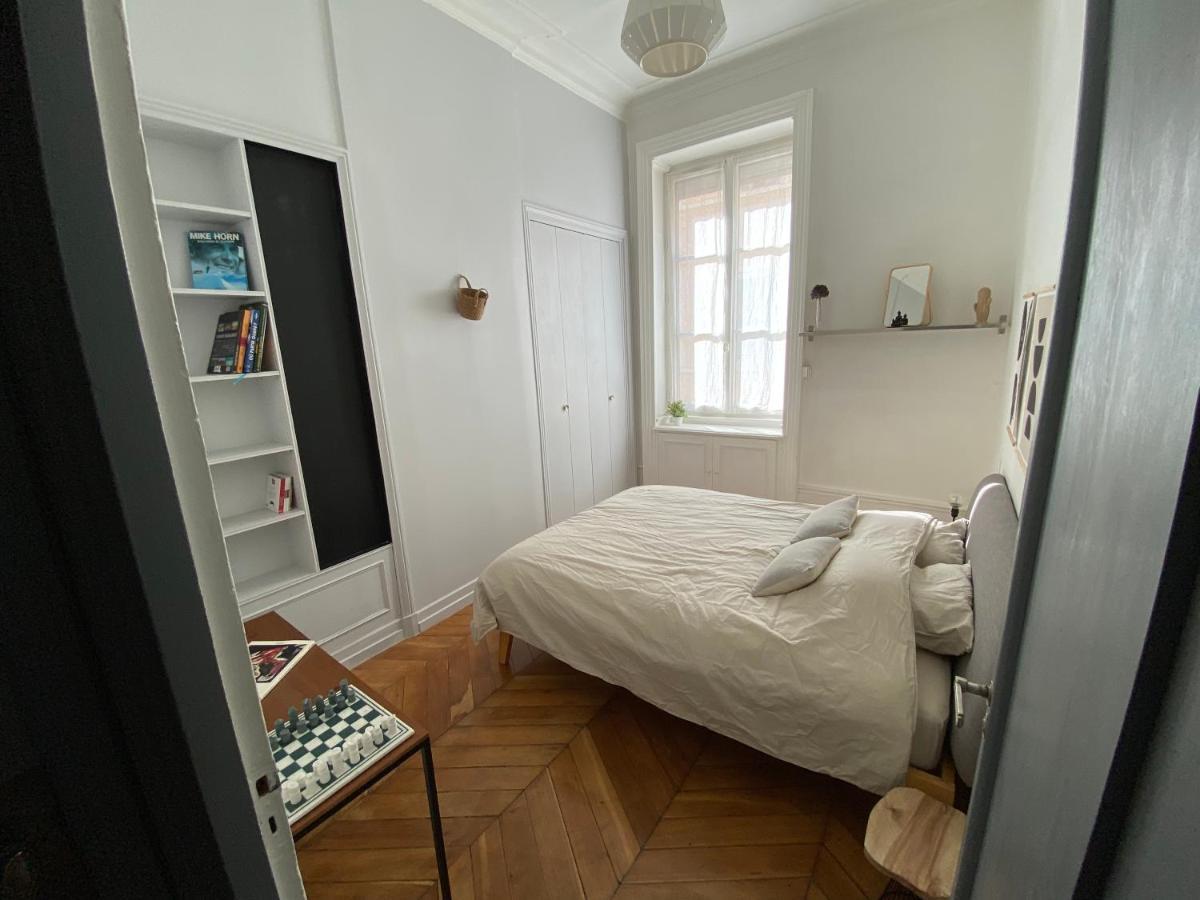 Beautiful 3Br Apt In Lyon Center Luaran gambar