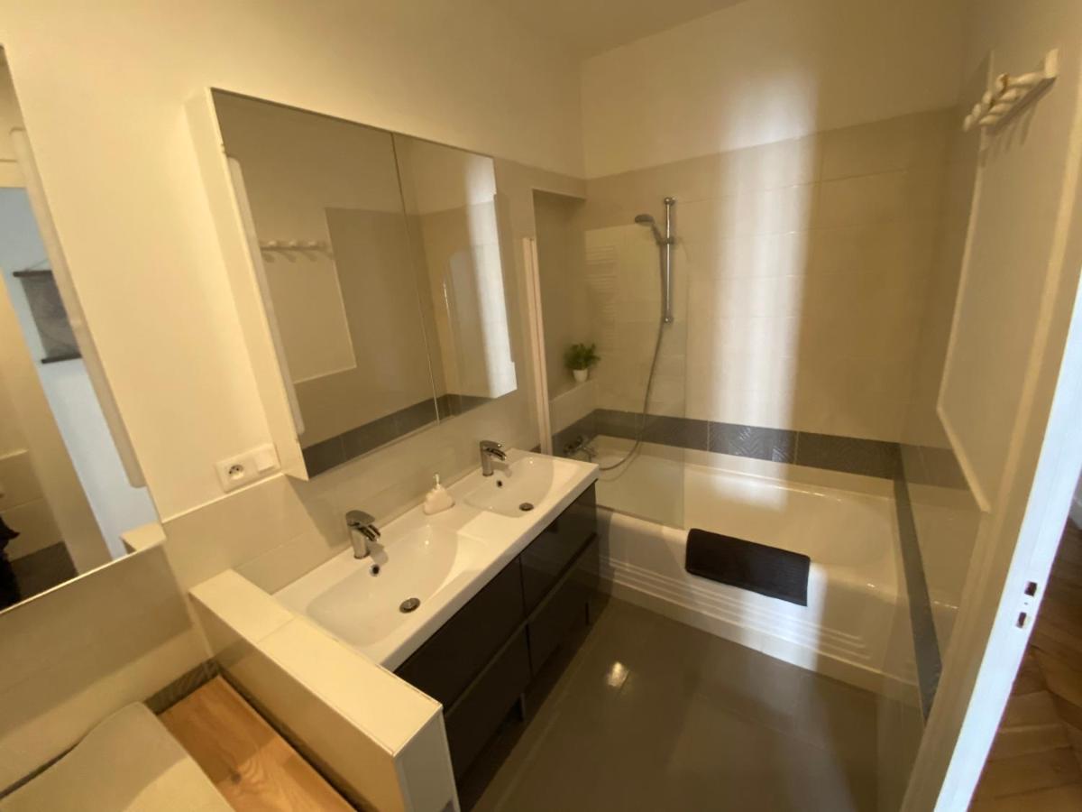 Beautiful 3Br Apt In Lyon Center Luaran gambar